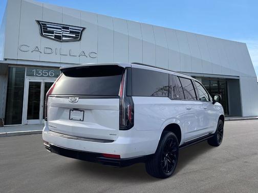 2023 Cadillac Escalade ESV Sport Platinum