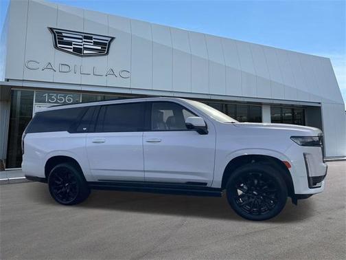 2023 Cadillac Escalade ESV Sport Platinum