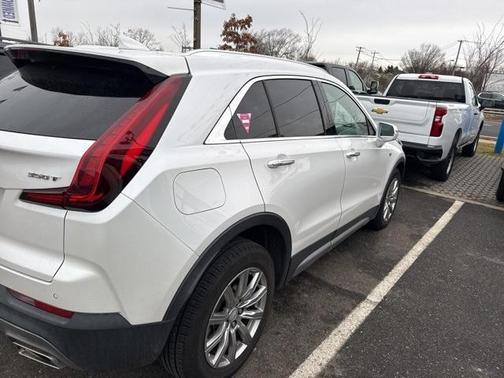 2021 Cadillac XT4 Premium Luxury