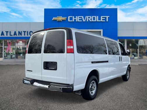 2024 Chevrolet Express 3500 LT