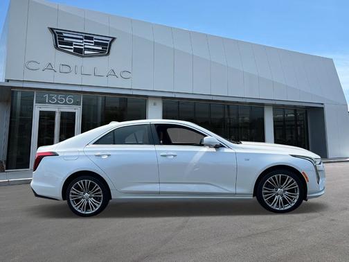 2022 Cadillac CT4 Premium Luxury