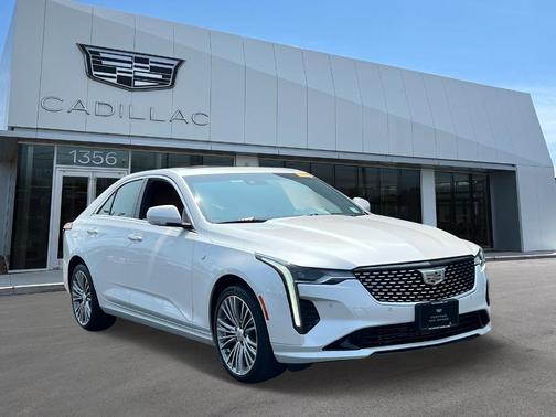 2022 Cadillac CT4 Premium Luxury