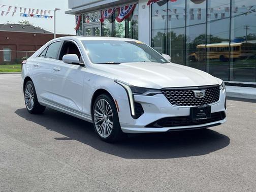 2022 Cadillac CT4 Premium Luxury