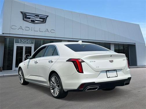 2022 Cadillac CT4 Premium Luxury