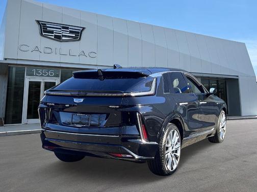 2024 Cadillac LYRIQ Luxury