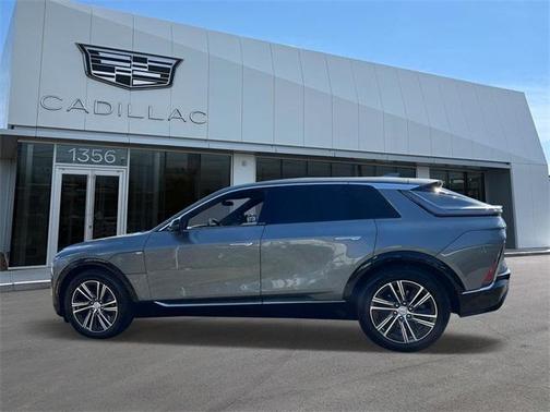 2023 Cadillac LYRIQ Luxury