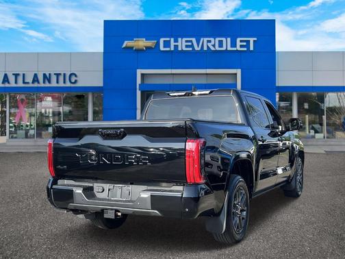 2023 Toyota Tundra Platinum