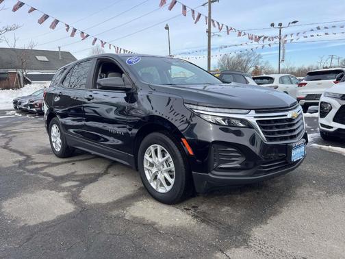 2023 Chevrolet Equinox LS