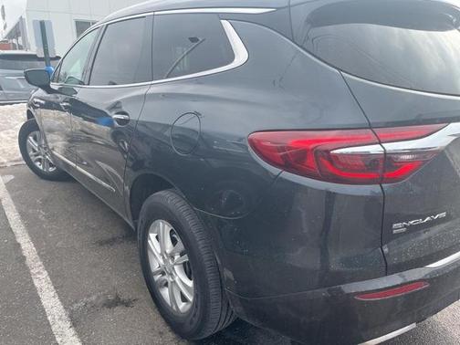 2020 Buick Enclave Essence