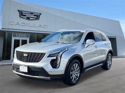 2020 Cadillac XT4 Premium Luxury