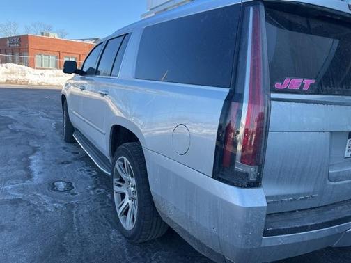 2019 Cadillac Escalade ESV Luxury