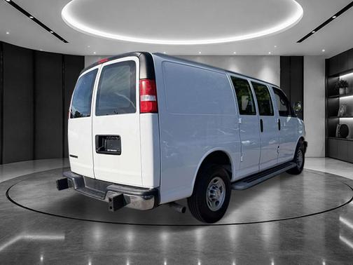 Summit White 2024 Chevrolet Express 2500 Work Van