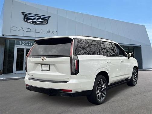 2023 Cadillac Escalade Sport