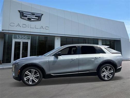2024 Cadillac LYRIQ Tech