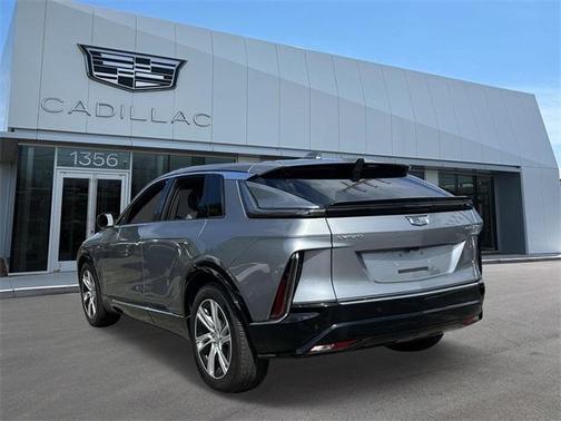 2024 Cadillac LYRIQ Tech
