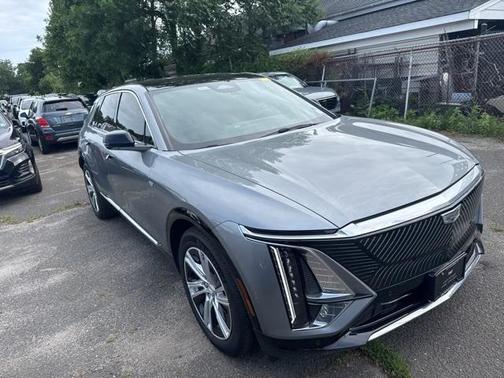 2024 Cadillac LYRIQ Tech