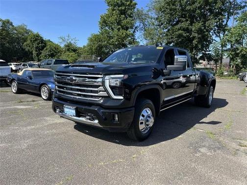 2025 Chevrolet Silverado 3500 High Country