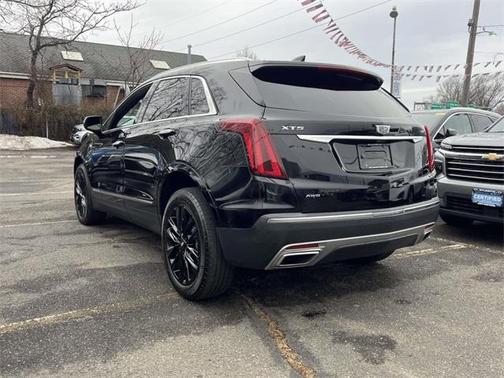 2022 Cadillac XT5 Premium Luxury