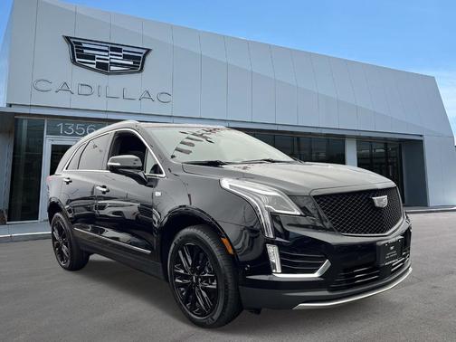 2022 Cadillac XT5 Premium Luxury