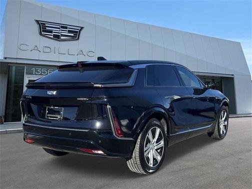 2024 Cadillac LYRIQ Tech