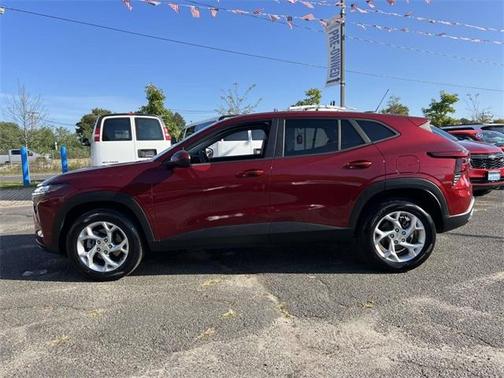 2024 Chevrolet Trax LS