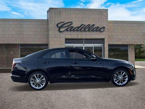 2022 Cadillac CT4 Sport