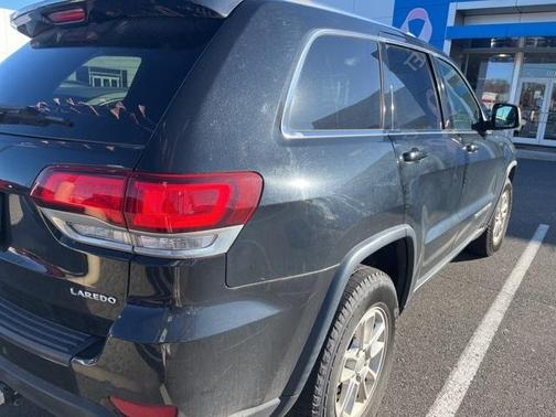 2020 Jeep Grand Cherokee Laredo E