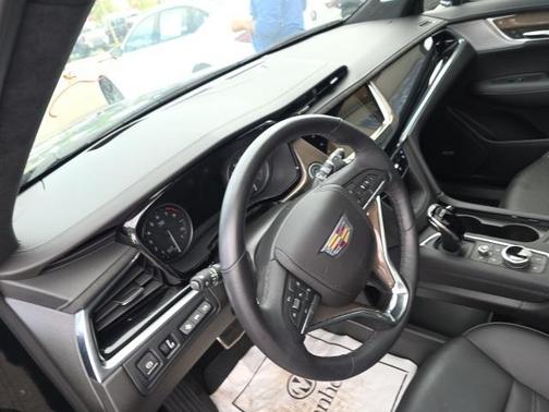 2024 Cadillac XT6 Sport AWD