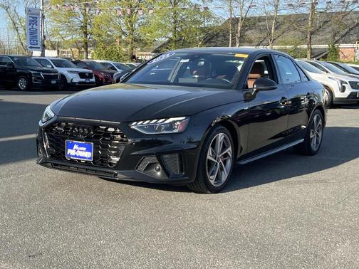 2024 Audi A4 45 S line quattro Premium