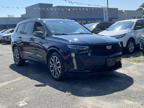 2022 Cadillac XT6 Sport AWD