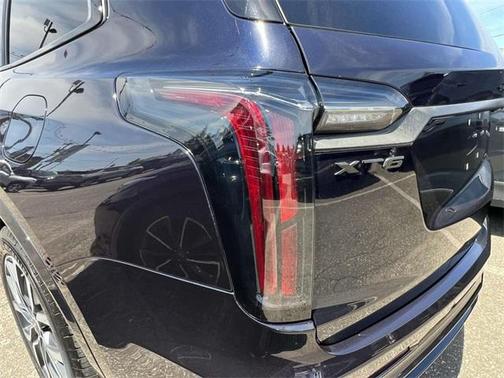 2022 Cadillac XT6 Sport AWD