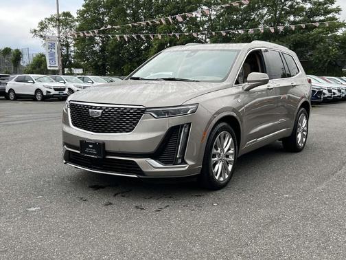 2022 Cadillac XT6 Premium Luxury AWD