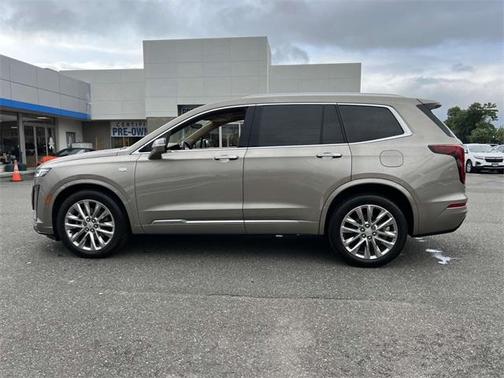 2022 Cadillac XT6 Premium Luxury AWD