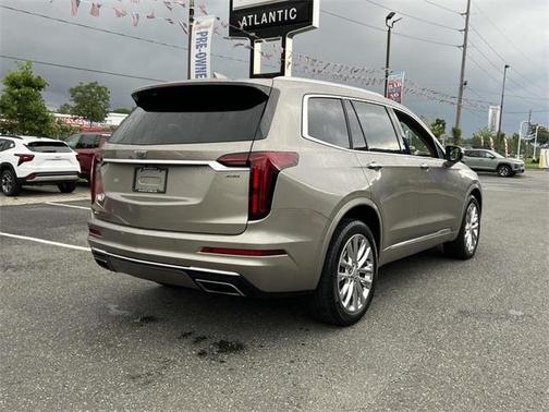 2022 Cadillac XT6 Premium Luxury AWD