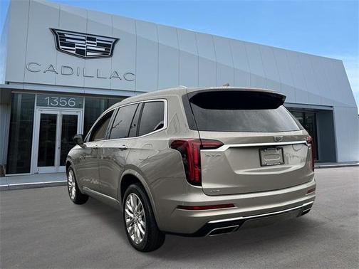 2022 Cadillac XT6 Premium Luxury AWD