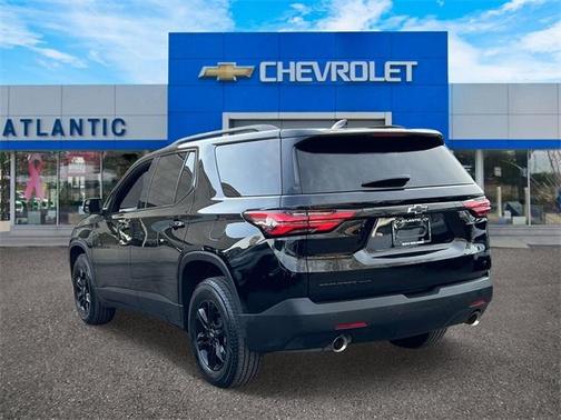 2022 Chevrolet Traverse LT Leather