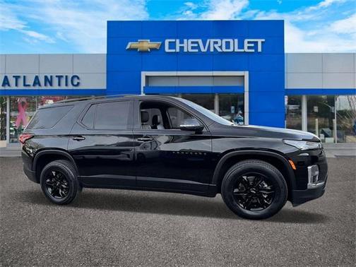 2022 Chevrolet Traverse LT Leather