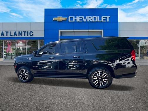 2022 GMC Yukon XL AT4
