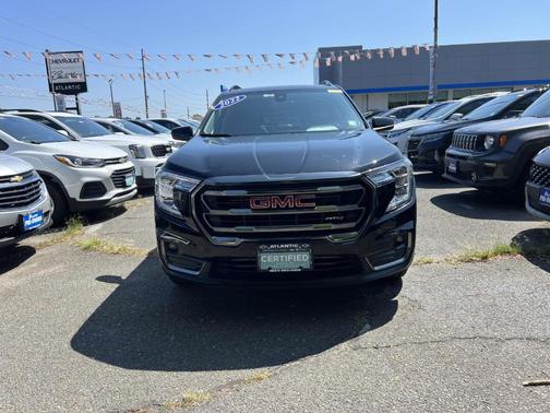 2022 GMC Terrain AT4