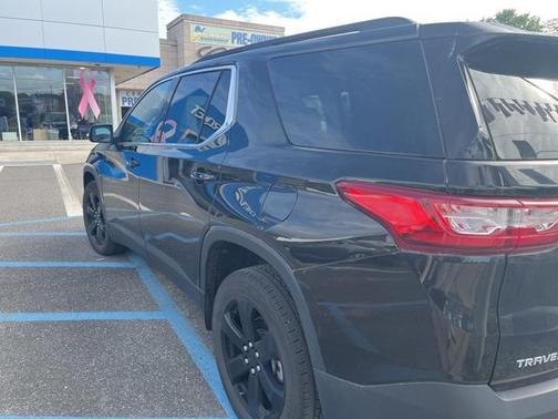 2021 Chevrolet Traverse LT Leather