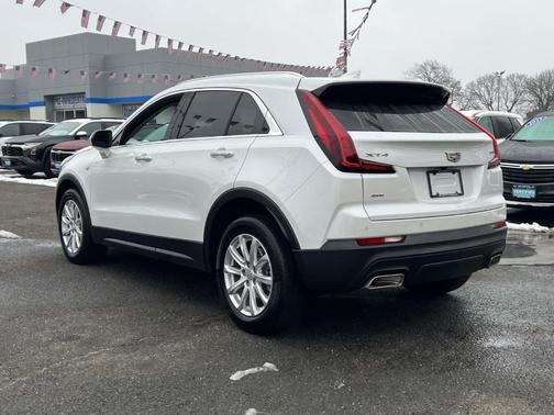2023 Cadillac XT4 Luxury