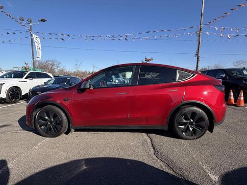 2024 Tesla Model Y Long Range