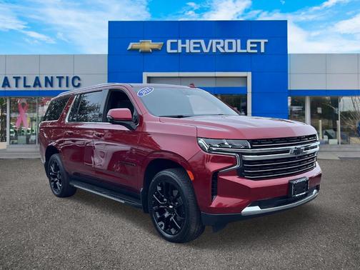 2022 Chevrolet Suburban LT