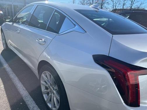 2022 Cadillac CT5 Luxury AWD