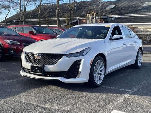 2022 Cadillac CT5 Luxury AWD