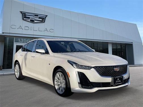 2022 Cadillac CT5 Luxury AWD