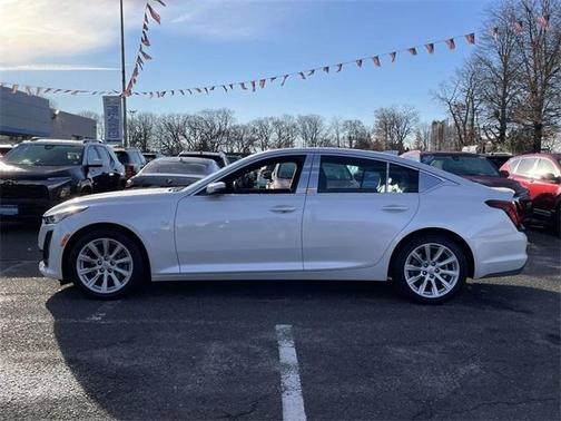 2022 Cadillac CT5 Luxury AWD