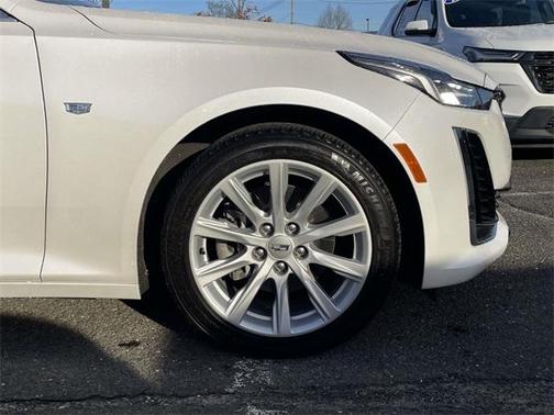 2022 Cadillac CT5 Luxury AWD