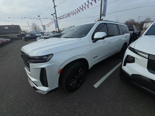 2024 Cadillac Escalade ESV V-Series