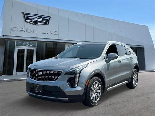 2023 Cadillac XT4 Premium Luxury